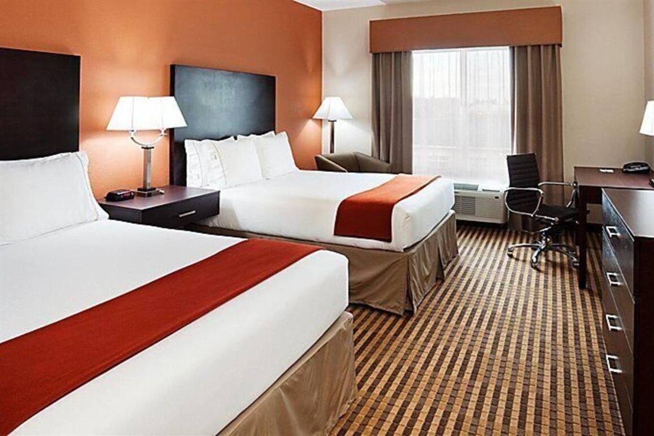 Express & Charlotte Southwest By Ihg Sterling